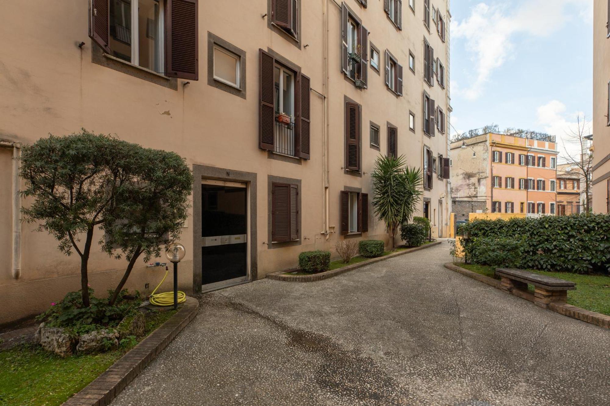 Iflat Charming & Spacious Flat In Trastevere Appartamento Roma
